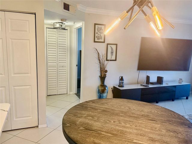 2400 FEATHER SOUND DRIVE 213, Clearwater, FL 33762