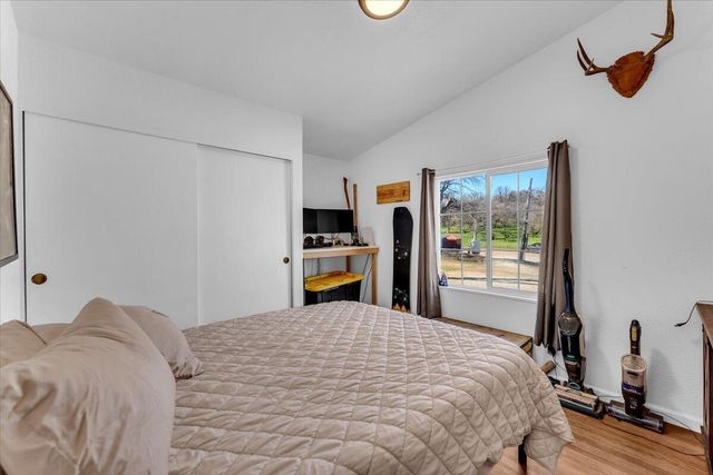 17257 Hooker Creek Road, Cottonwood, CA 96022