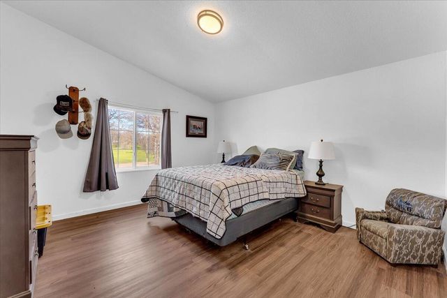 17257 Hooker Creek Road, Cottonwood, CA 96022