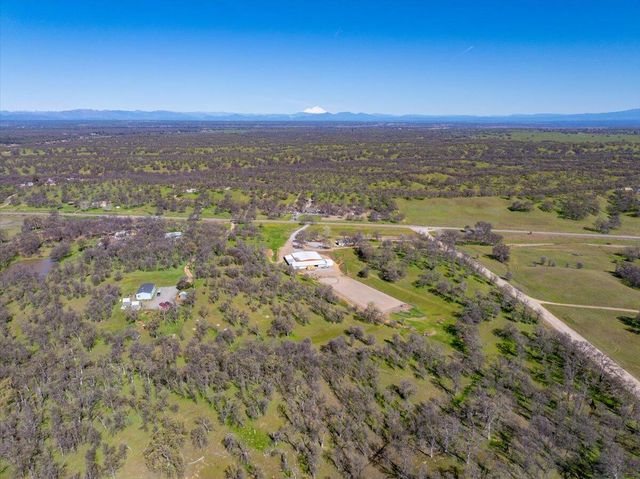 17257 Hooker Creek Road, Cottonwood, CA 96022