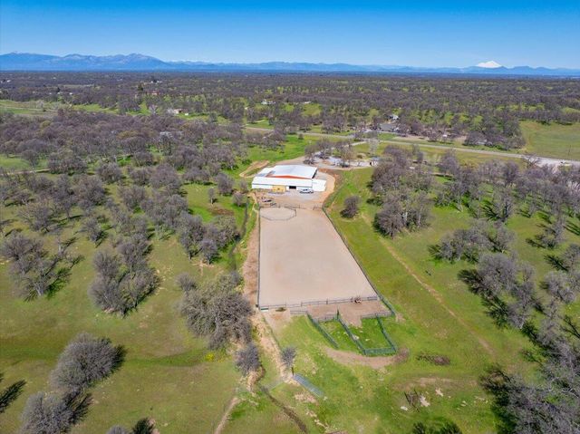 17257 Hooker Creek Road, Cottonwood, CA 96022