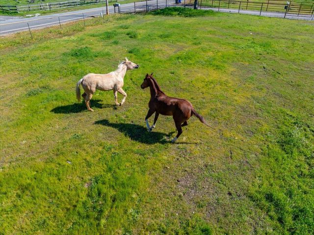 17257 Hooker Creek Road, Cottonwood, CA 96022