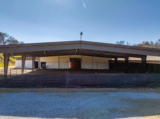 17257 Hooker Creek Road, Cottonwood, CA 96022