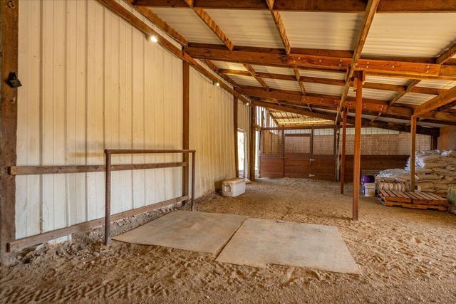 17257 Hooker Creek Road, Cottonwood, CA 96022