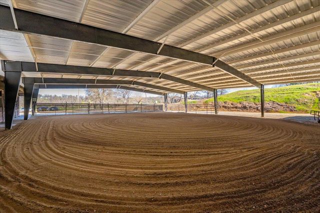 17257 Hooker Creek Road, Cottonwood, CA 96022