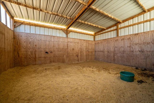 17257 Hooker Creek Road, Cottonwood, CA 96022