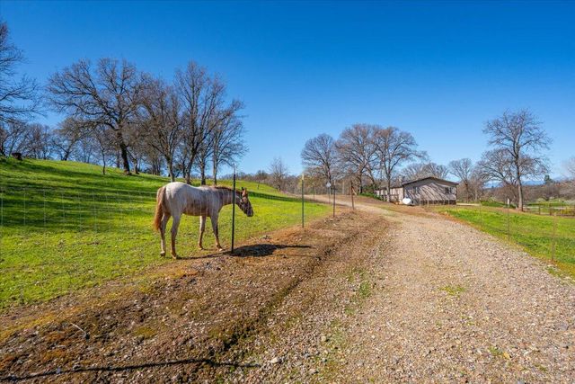 17257 Hooker Creek Road, Cottonwood, CA 96022