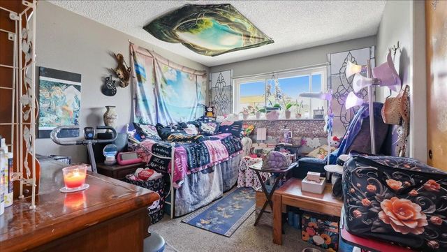 445 Northgate Dr, Manteca, CA 95336