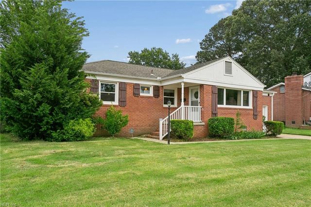 28 Brookfield DR, Hampton, VA 23666