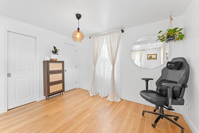 100 Ashland St, Lynn, MA 01905