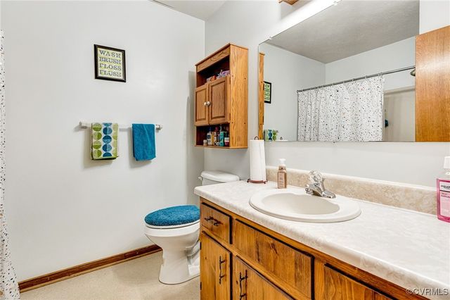 404 Evanrude Ln, Sandston, VA 23150