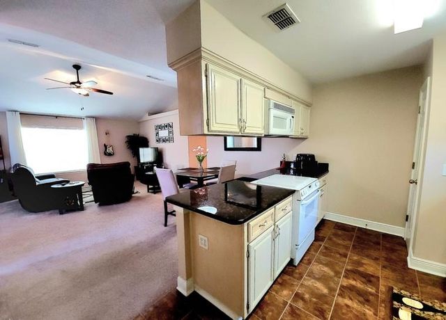 2107 Kinsley Lane, Tallahassee, FL 32308
