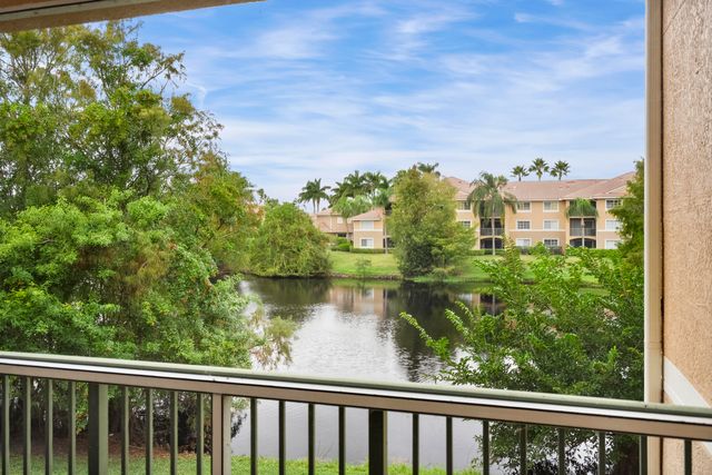 3686 NW Adriatic Lane, Jensen Beach, FL 34957