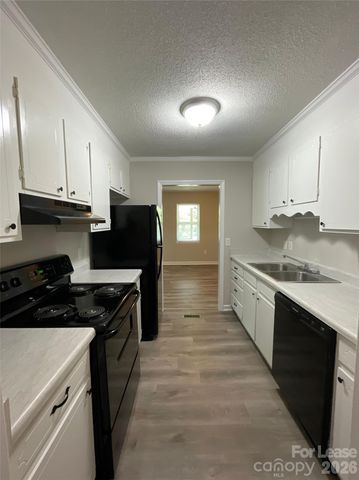 3623 Driftwood Drive, Charlotte, NC 28205