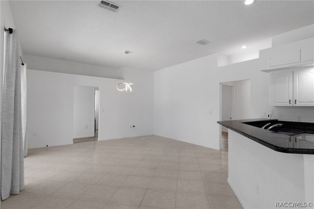 199 N Crystal Meadow Path, Crystal River, FL 34429