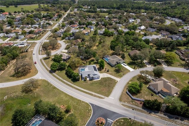 199 N Crystal Meadow Path, Crystal River, FL 34429