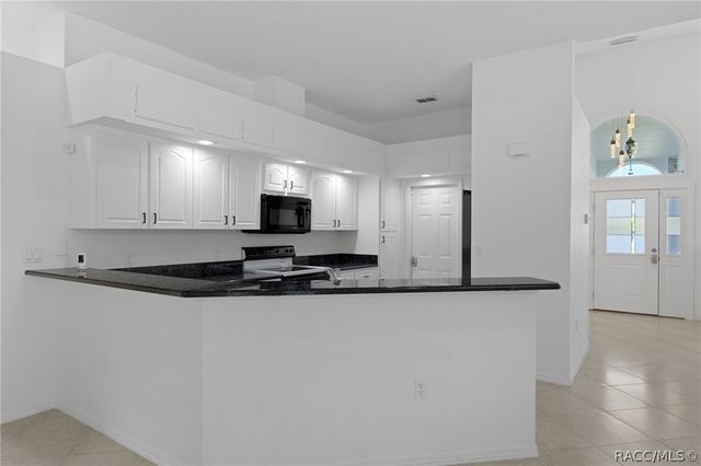 199 N Crystal Meadow Path, Crystal River, FL 34429