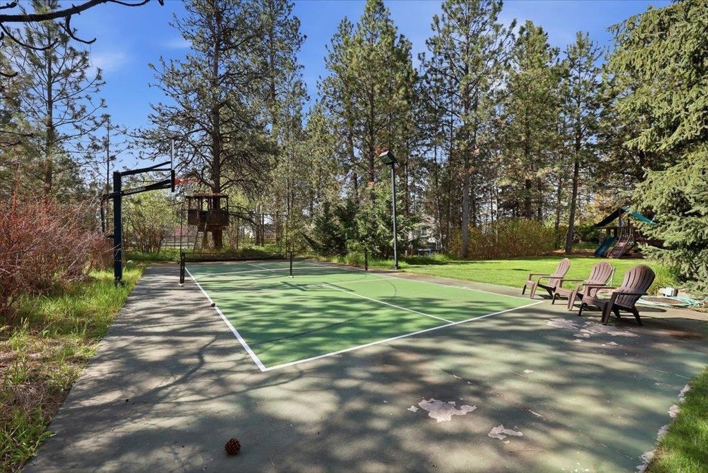 6715 S Regal Ct, Spokane, WA 99223 photo 5