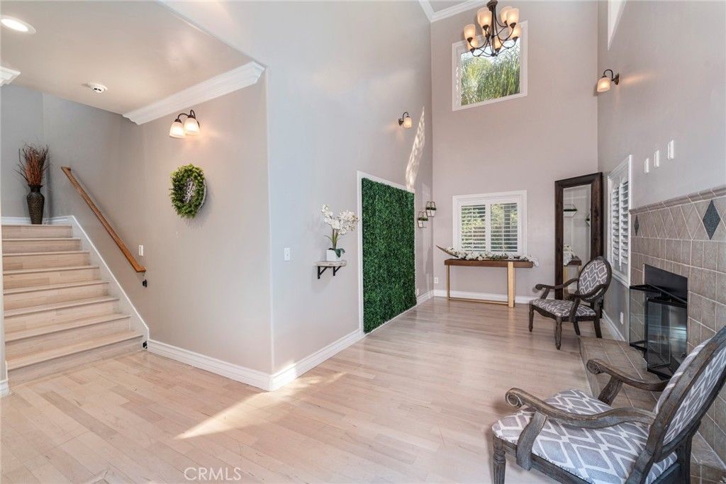 12102 S La Cienega, Hawthorne, CA 90250 — photo 3