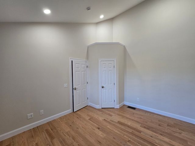 73 Dudley Hill Rd, Dudley, MA 01571