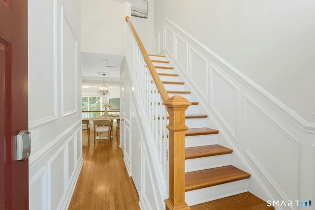 8 Glen Ridge 8, Wilton, CT 06897