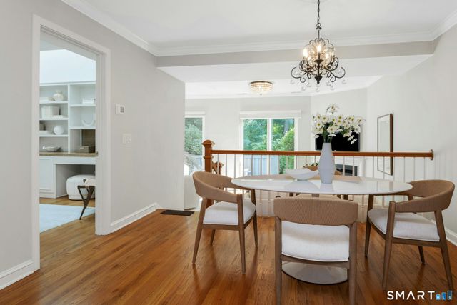 8 Glen Ridge 8, Wilton, CT 06897