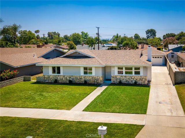 5470 Greenbrier Dr, Riverside, CA 92504