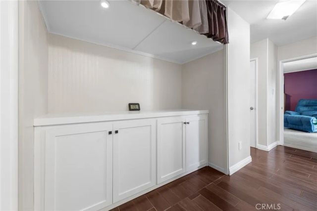 5470 Greenbrier Dr, Riverside, CA 92504