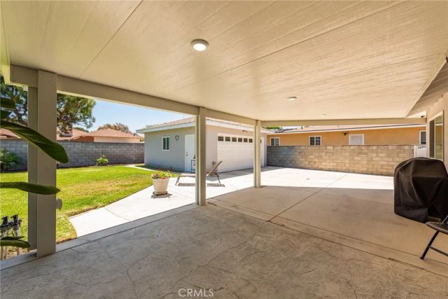 5470 Greenbrier Dr, Riverside, CA 92504