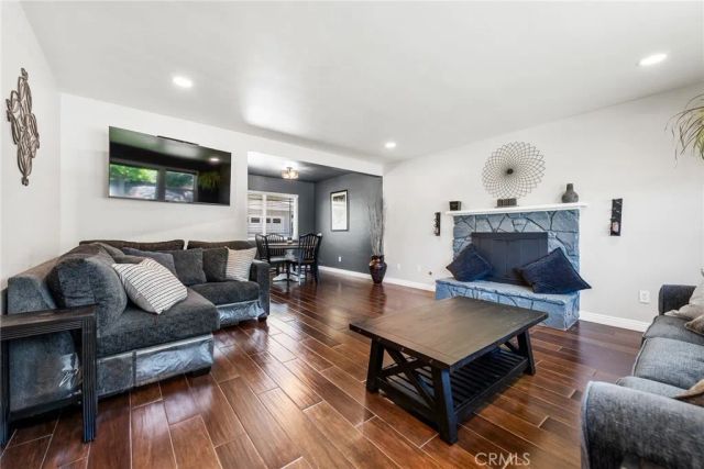 5470 Greenbrier Dr, Riverside, CA 92504