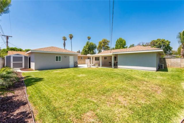 5470 Greenbrier Dr, Riverside, CA 92504