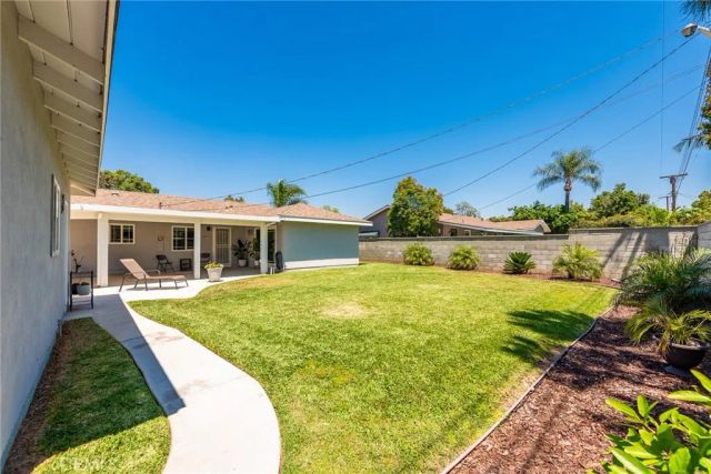 5470 Greenbrier Dr, Riverside, CA 92504