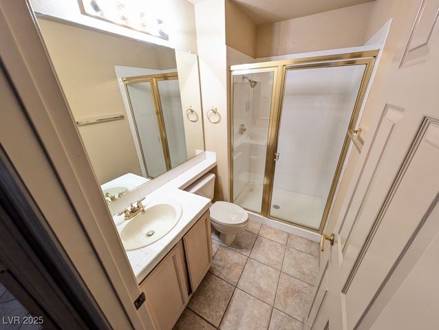 2704 Ontario Drive, Las Vegas, NV 89128