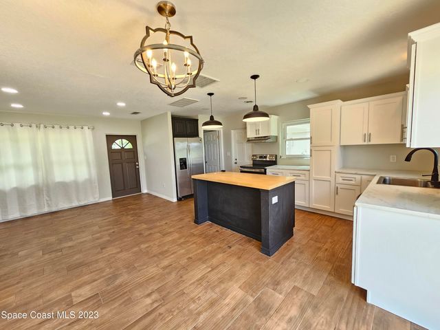 6210 Edison Street, Cocoa, FL 32927