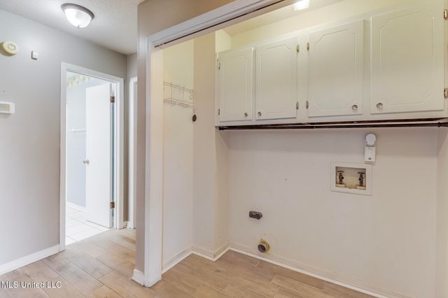 12328 Kaiser Place, Ocean Springs, MS 39564