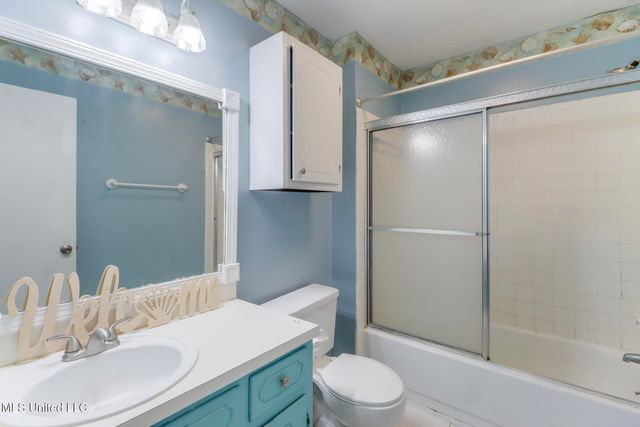 12328 Kaiser Place, Ocean Springs, MS 39564