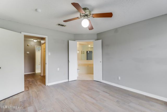 12328 Kaiser Place, Ocean Springs, MS 39564