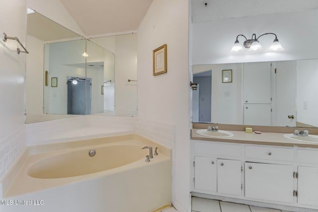 12328 Kaiser Place, Ocean Springs, MS 39564