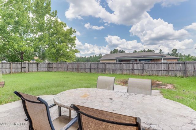 12328 Kaiser Place, Ocean Springs, MS 39564