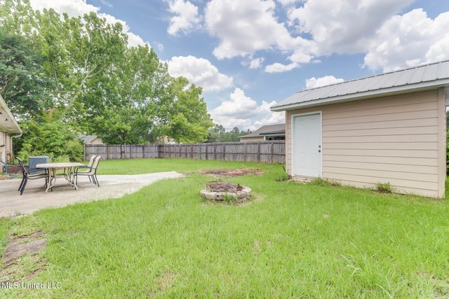 12328 Kaiser Place, Ocean Springs, MS 39564