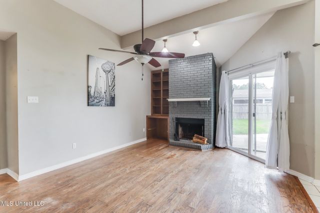 12328 Kaiser Place, Ocean Springs, MS 39564