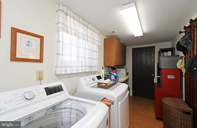 633 KESTON DR, Fairless Hills, PA 19030