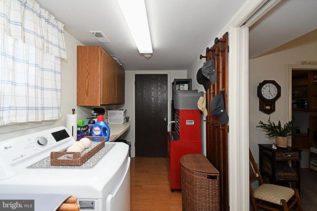 633 KESTON DR, Fairless Hills, PA 19030