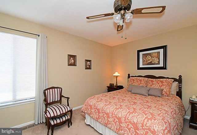 633 KESTON DR, Fairless Hills, PA 19030