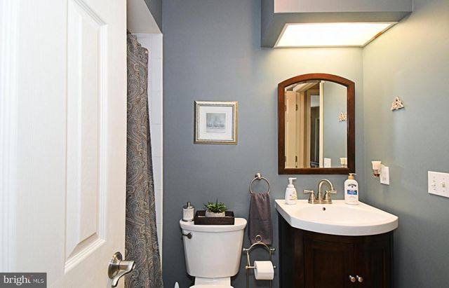 633 KESTON DR, Fairless Hills, PA 19030