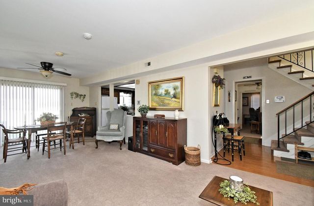 633 KESTON DR, Fairless Hills, PA 19030