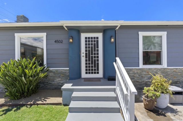 4502 Vista St, San Diego, CA 92116