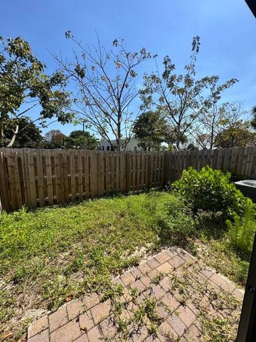 5442 SW 14th Court, North Lauderdale, FL 33068