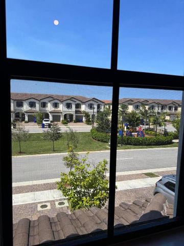 5442 SW 14th Court, North Lauderdale, FL 33068