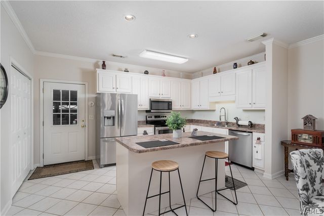5189 Woodland, Tuscaloosa, AL 35405
